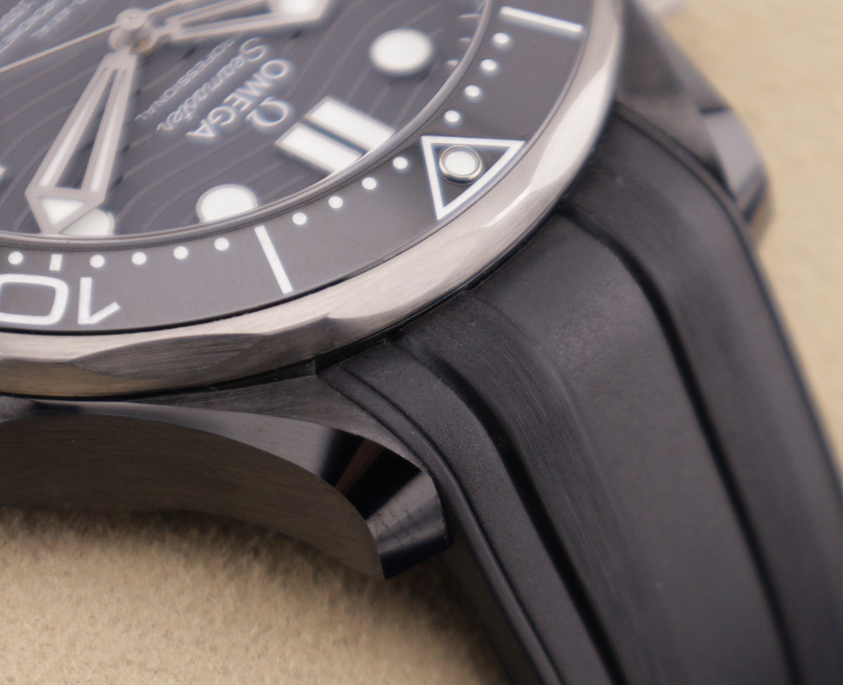 Omega Seamaster 300M 43.5mm Ceramic 210.92.44.20.01.001