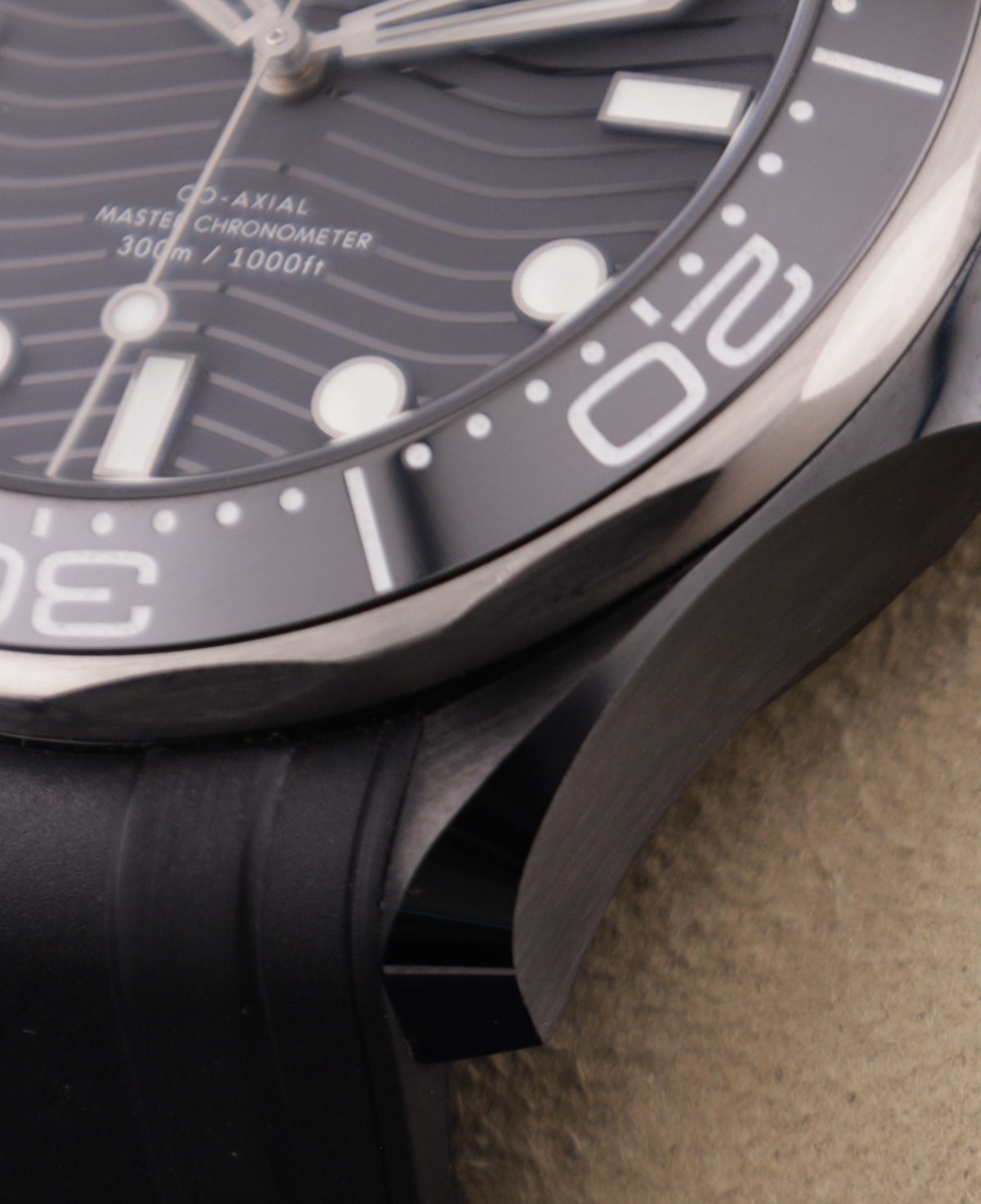Omega Seamaster 300M 43.5mm Ceramic 210.92.44.20.01.001