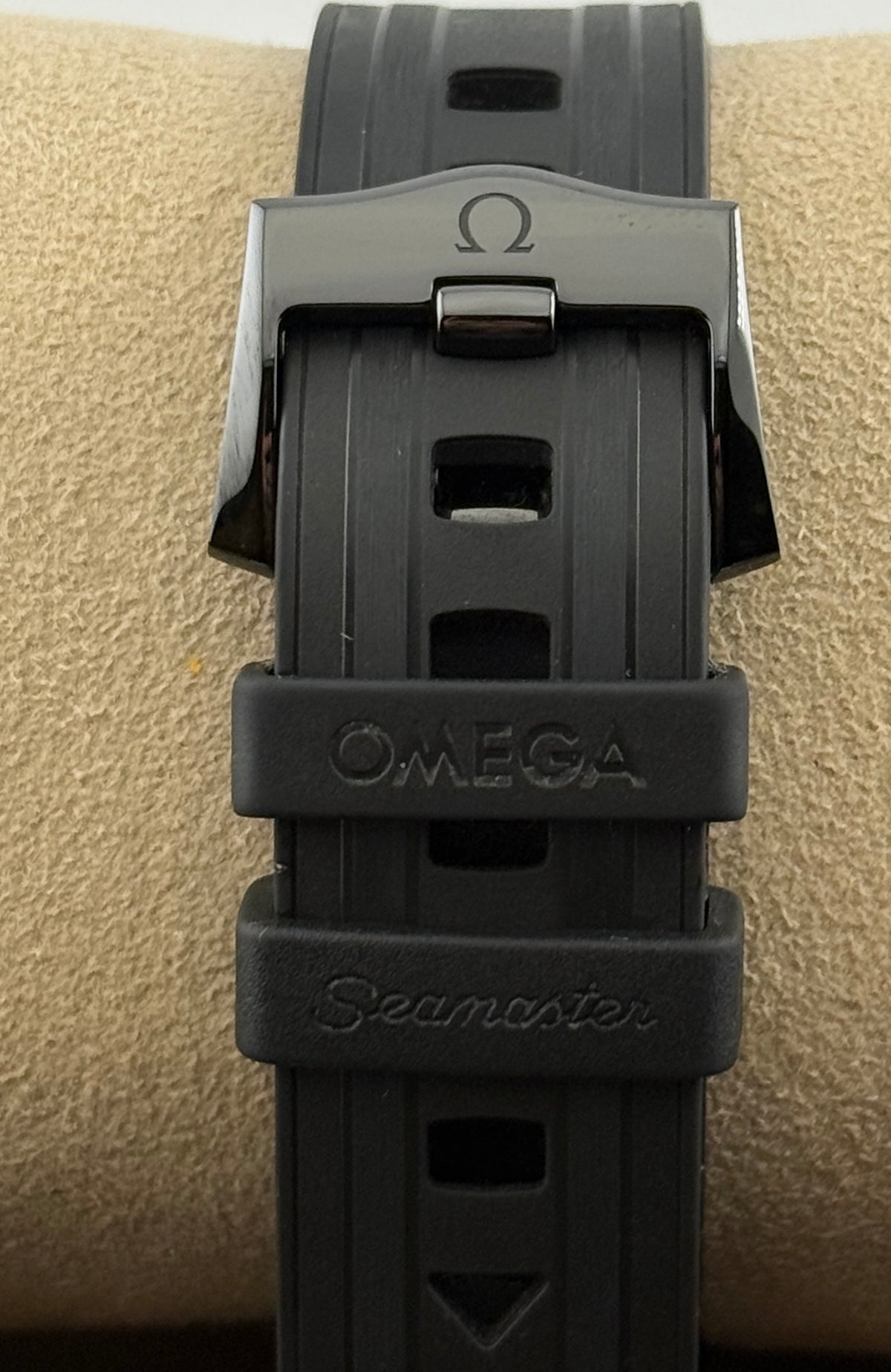 Omega Seamaster 300M 43.5mm Ceramic 210.92.44.20.01.001