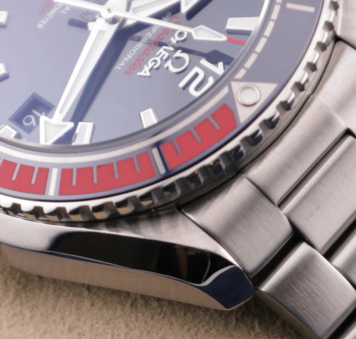 Omega Seamaster Planet Ocean 600M PyeongChang 2018 522.32.44.21.03.001