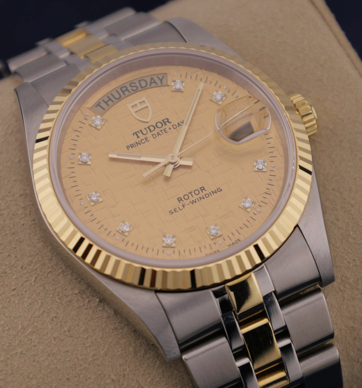 Tudor Prince Date+Day 76213 NOS 2020