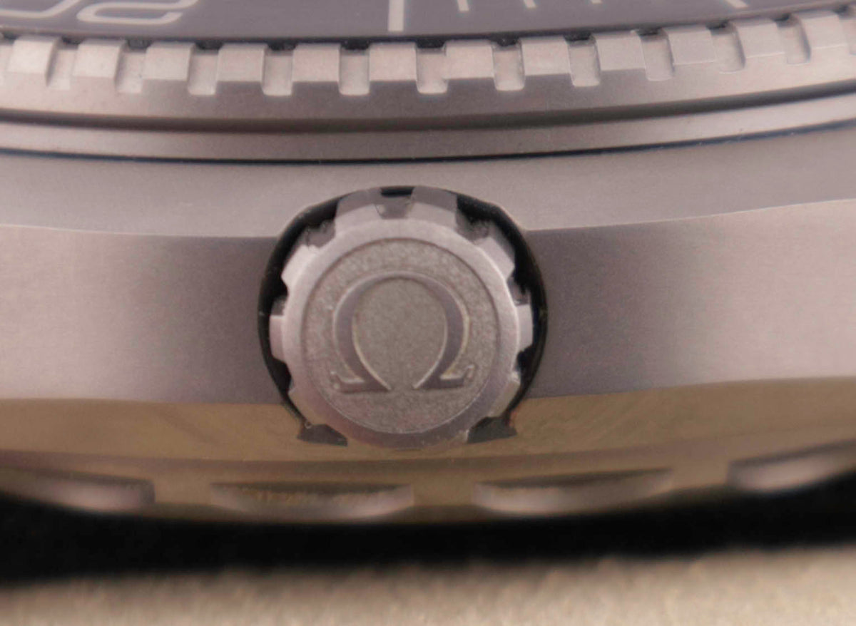 Omega Seamaster Planet Ocean 6000M 215.92.46.21.01.001