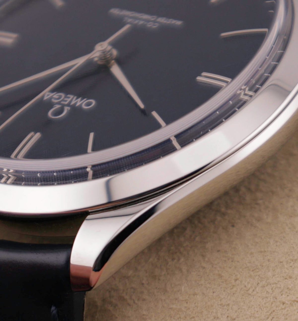 Omega De Ville Trésor "Blue Linen" 435.13.40.21.03.001