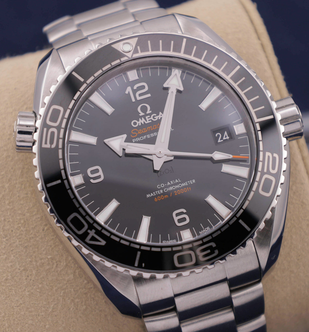 Omega Seamaster Planet Ocean 600M 215.30.44.21.01.001