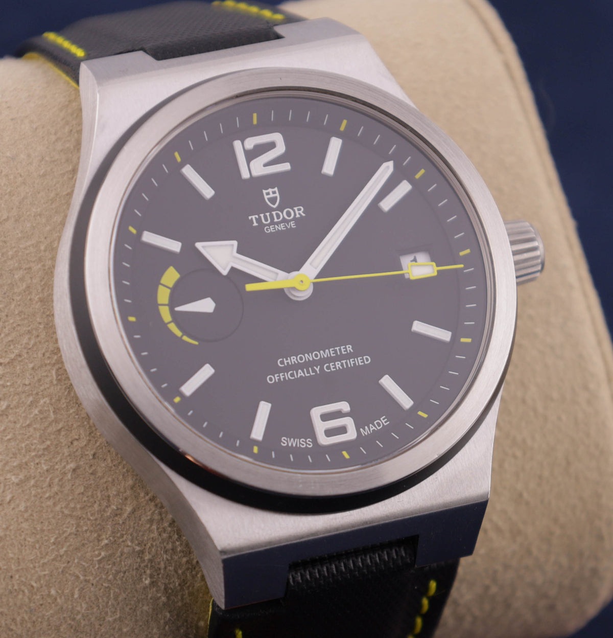 Tudor North Flag 91210N