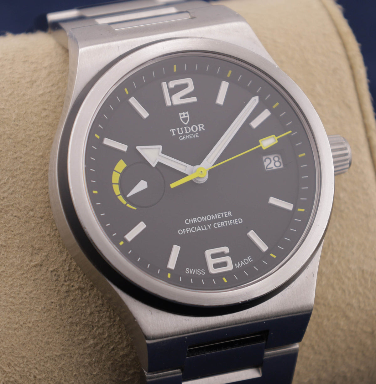 Tudor North Flag 91210N